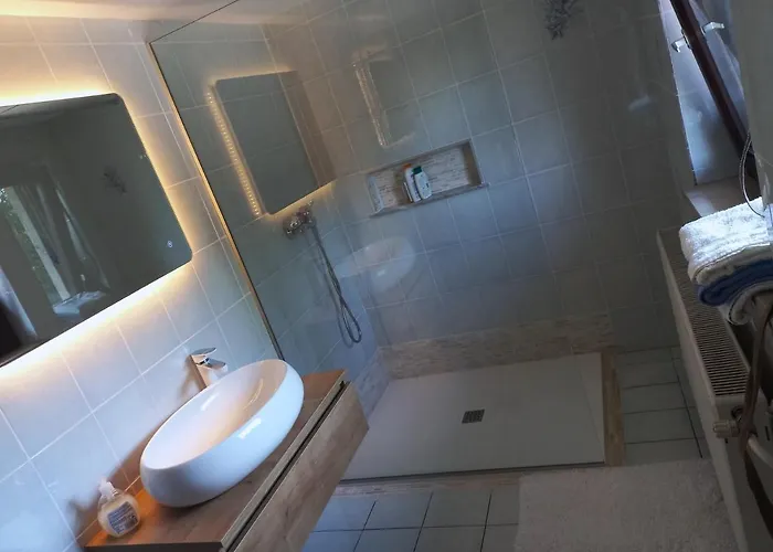 Zajec منزل للإقامة غروسوبلي